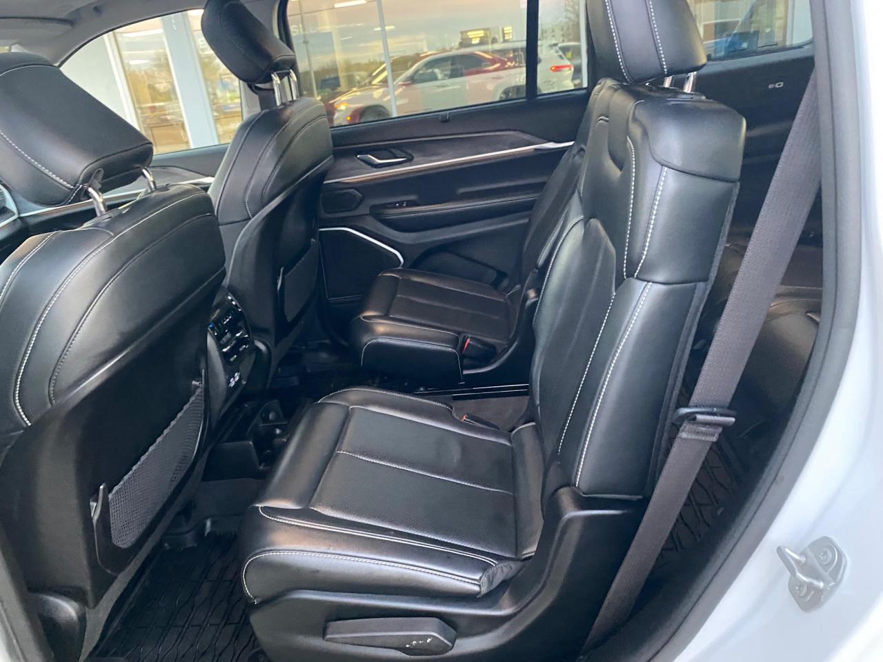 2021 Jeep Grand Cherokee L Limited Photo