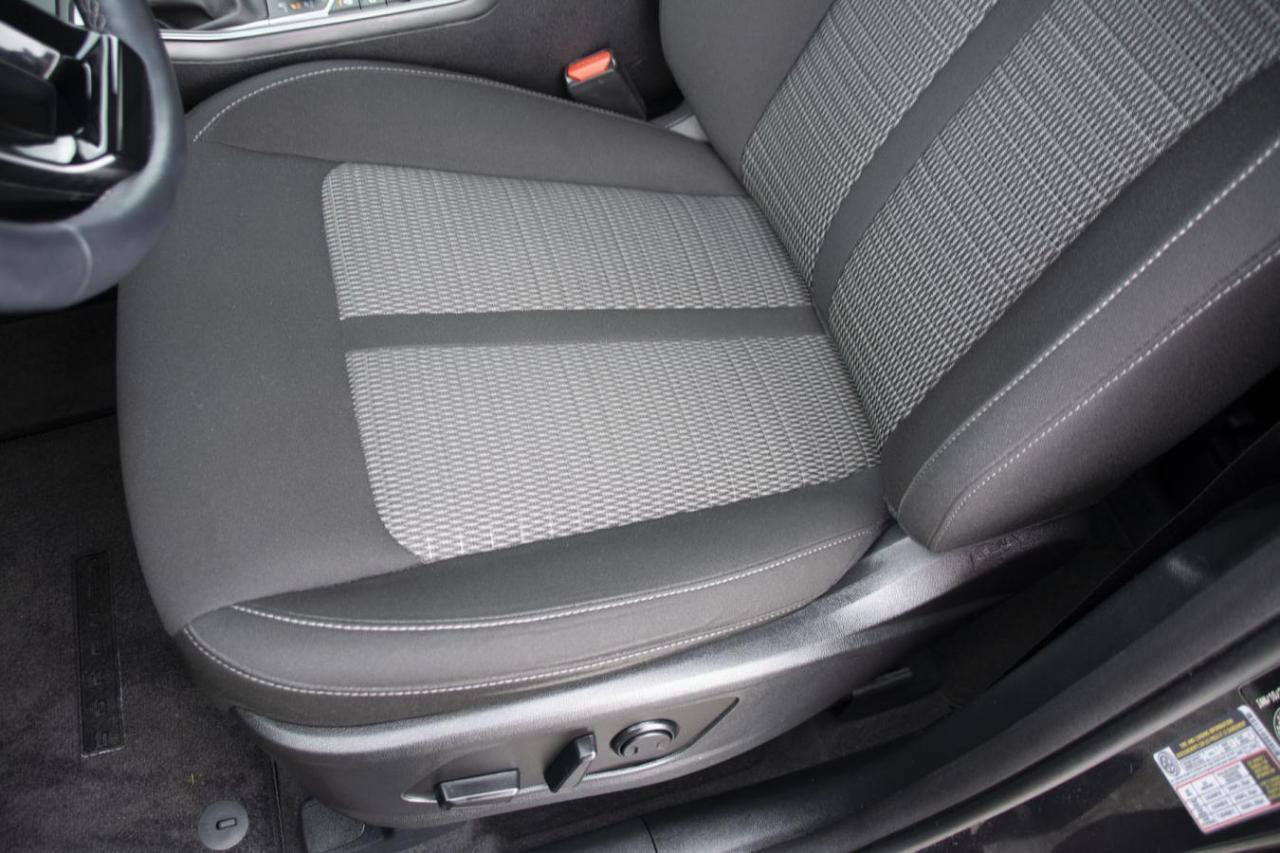 2023 Kia Sorento LX Photo