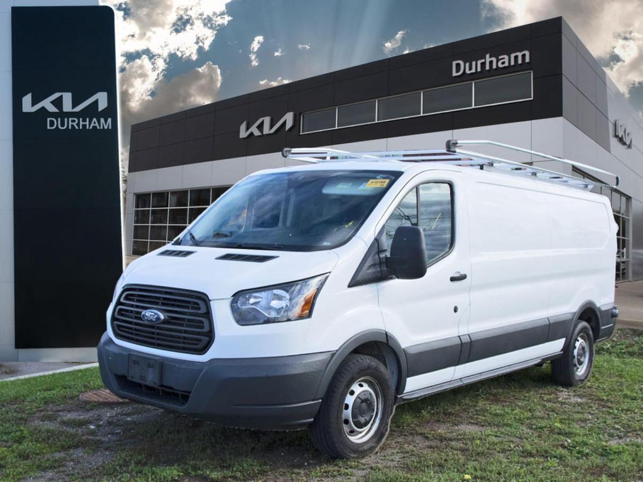 2017 Ford Transit Cargo Van TRANSIT T-250 Photo0