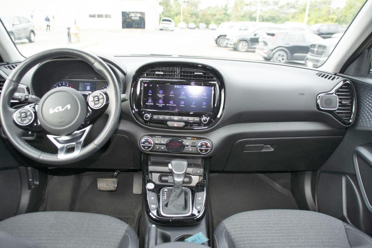 2022 Kia Soul SOUL EX Photo