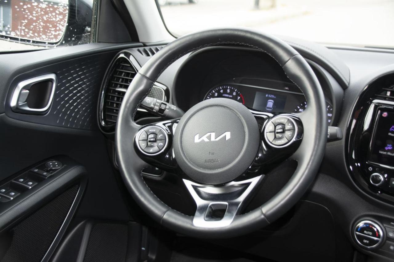 2022 Kia Soul SOUL EX Photo