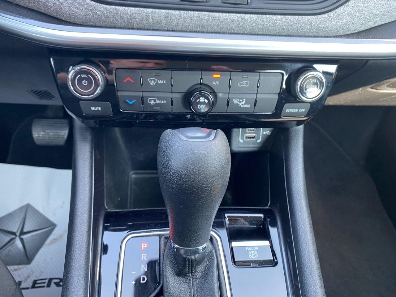 2022 Jeep Compass SPORT FWD Photo