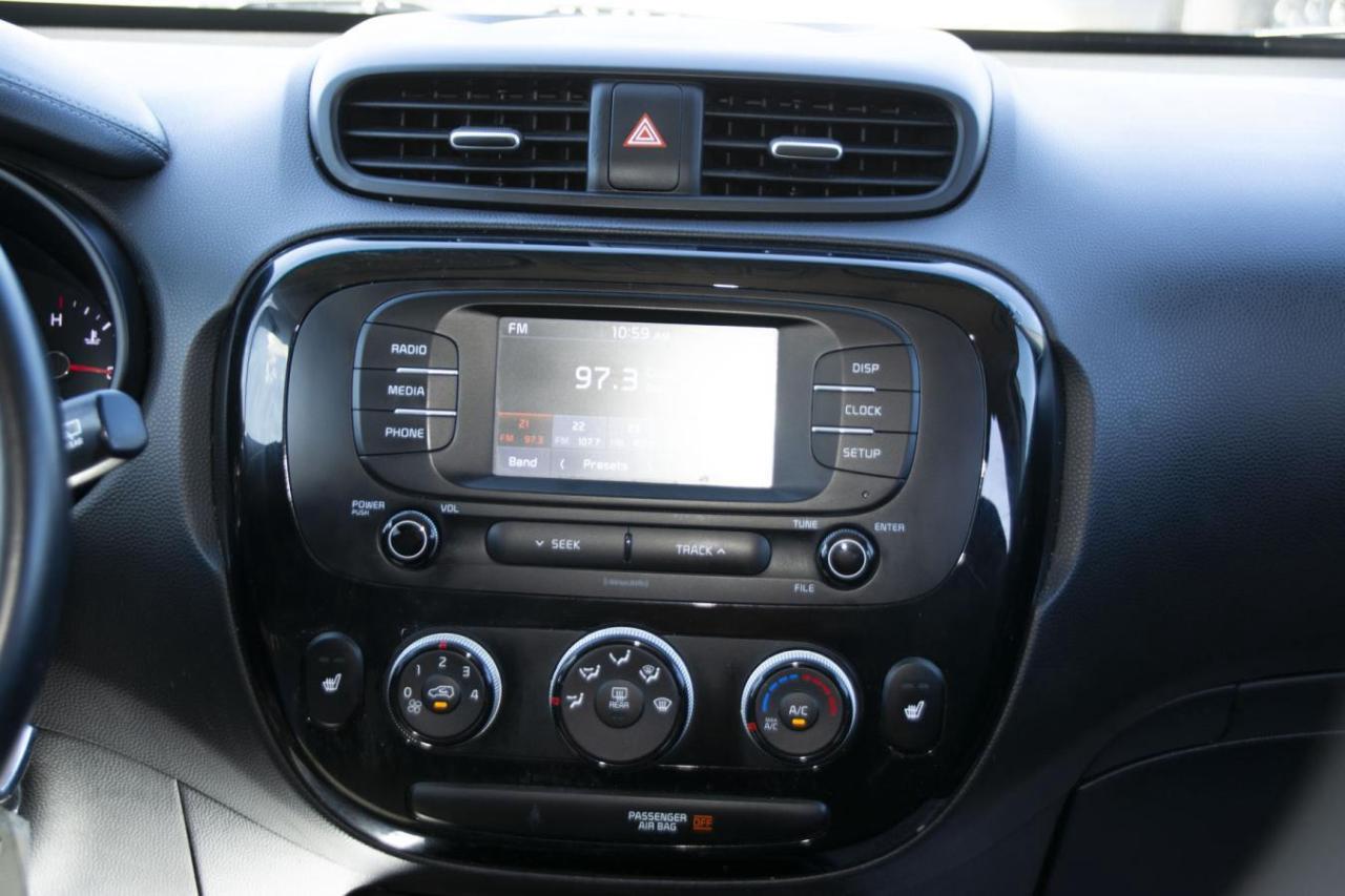 2017 Kia Soul + Photo