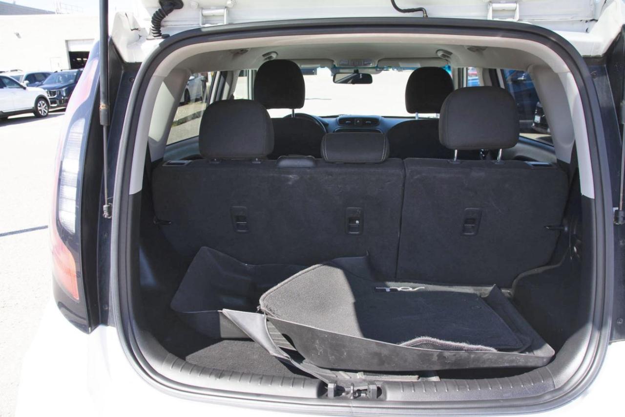 2017 Kia Soul + Photo