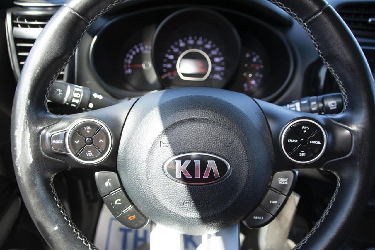 2017 Kia Soul + Photo