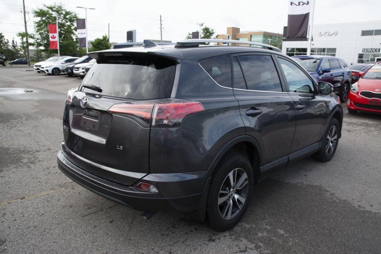 2018 Toyota RAV4 LE Photo
