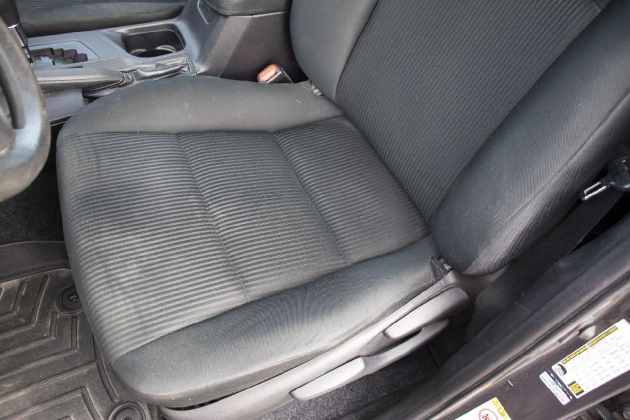 2018 Toyota RAV4 LE Photo