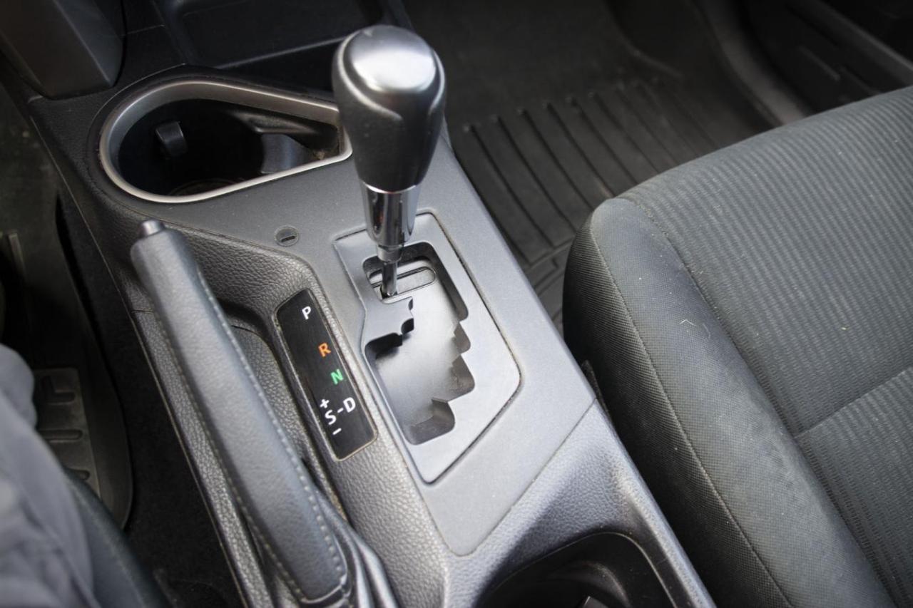 2018 Toyota RAV4 LE Photo