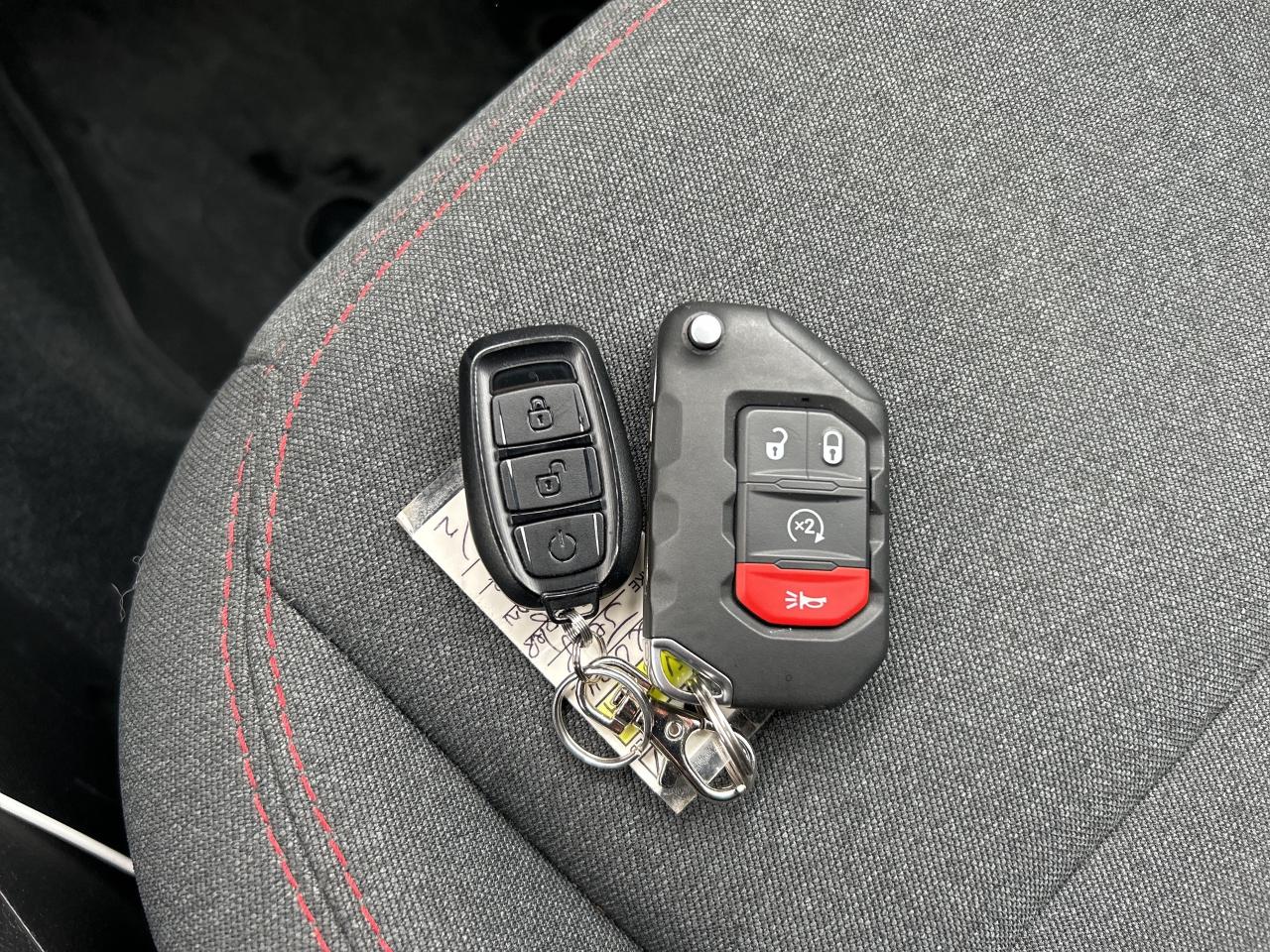 2024 Jeep Wrangler Rubicon Sky-One roof Photo