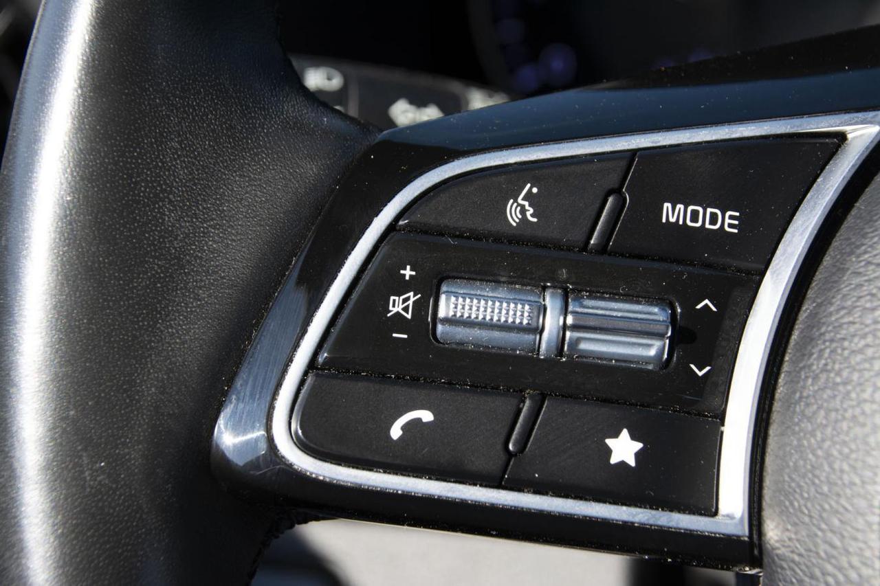 2023 Kia Forte EX Photo