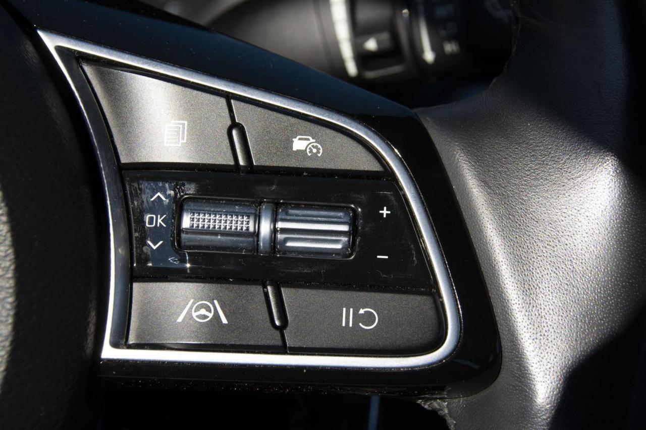 2023 Kia Forte EX Photo