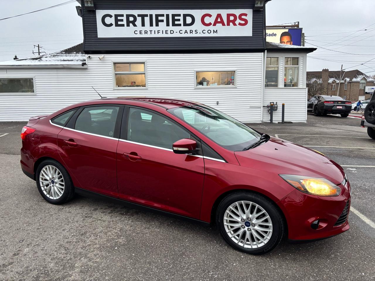 Used 2014 Ford Focus Titanium ** HTD SEATS, AUTOSTART ** for sale in St Catharines, ON