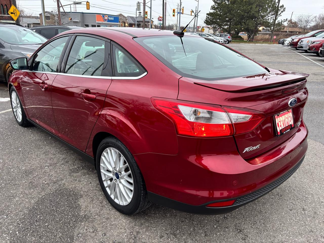 2014 Ford Focus Titanium ** HTD SEATS, AUTOSTART ** Photo4