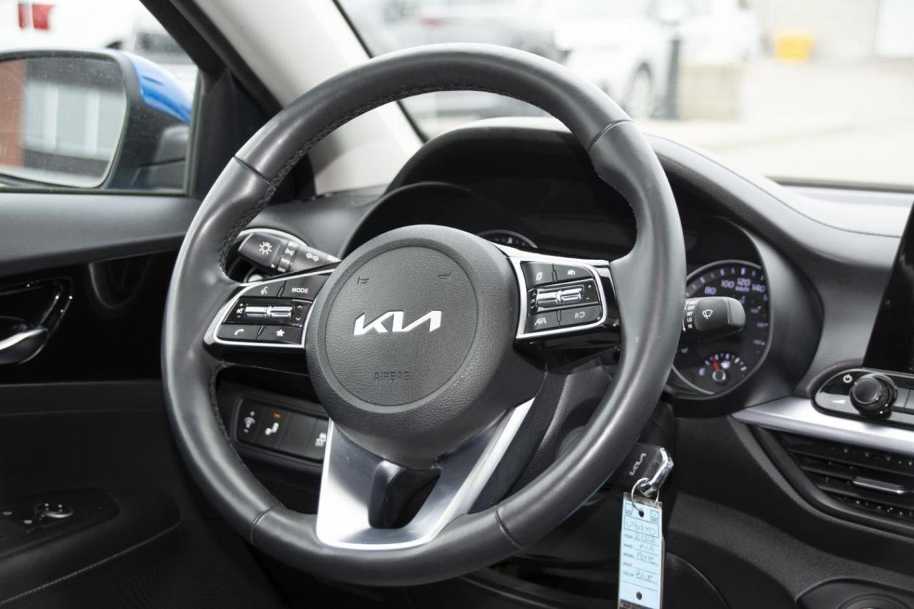 2022 Kia Forte FORTE EX Photo