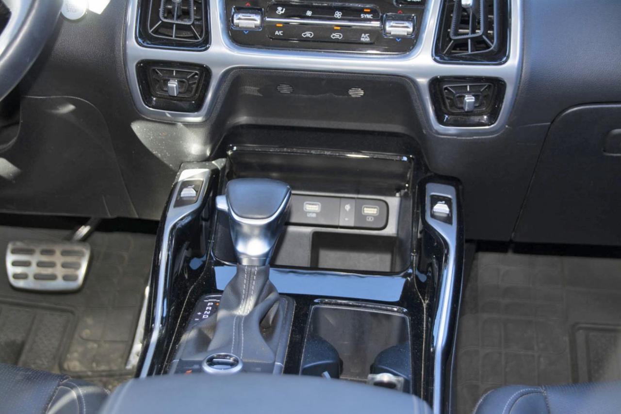 2023 Kia Sorento SORENTO EX Photo