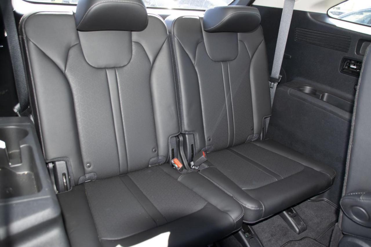 2023 Kia Sorento X-Line EX Photo