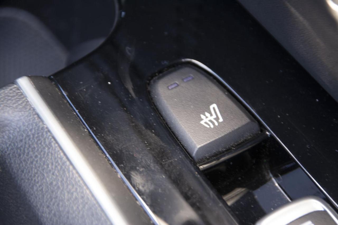 2023 Kia Sorento SORENTO EX Photo