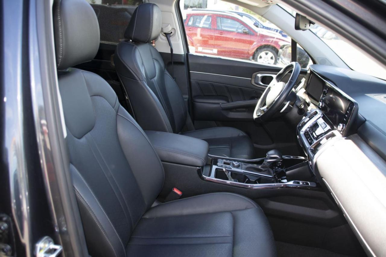 2023 Kia Sorento X-Line EX Photo