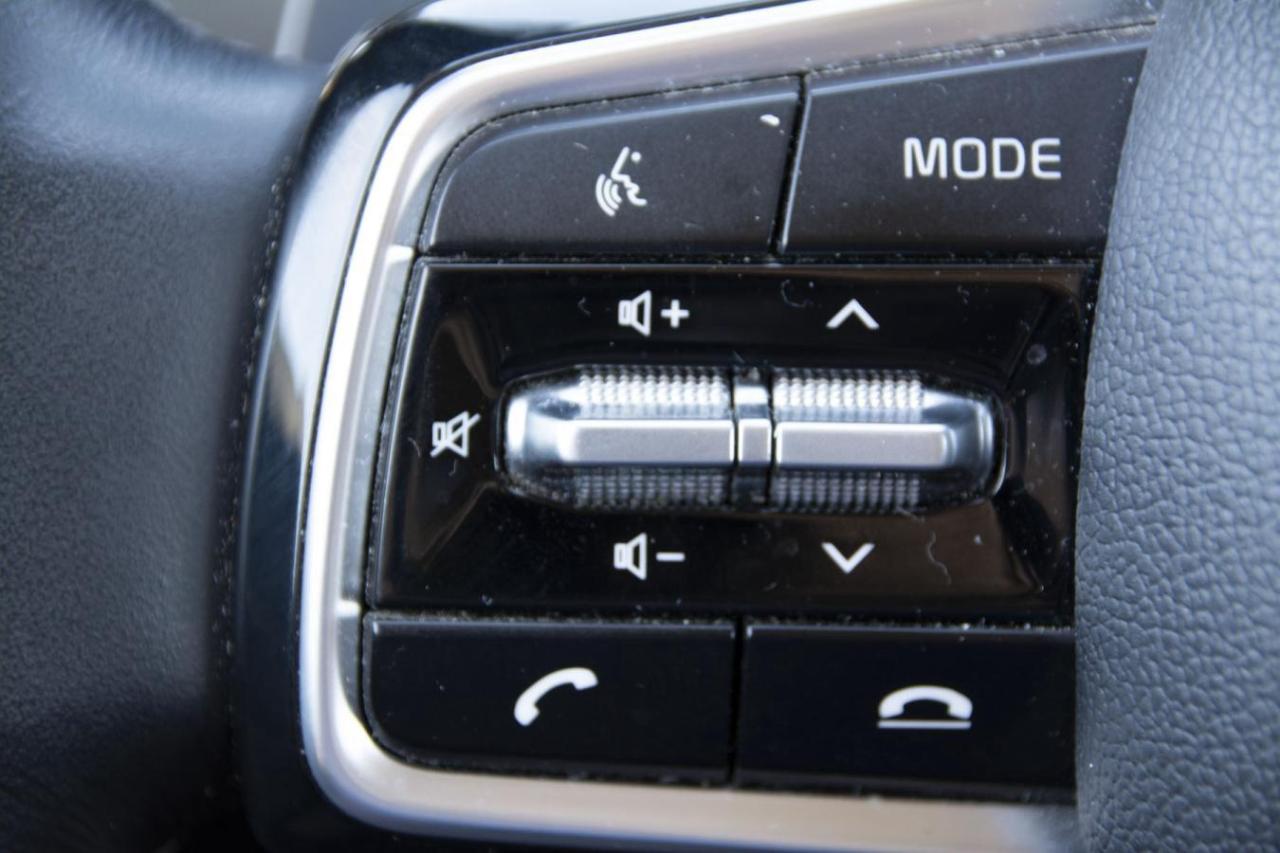 2023 Kia Sorento X-Line EX Photo