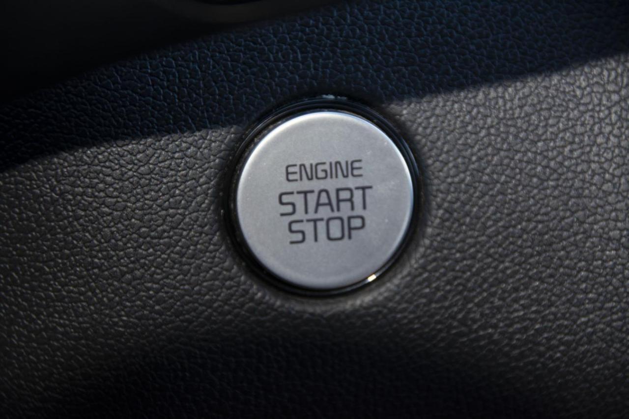 2023 Kia Sorento X-Line EX Photo