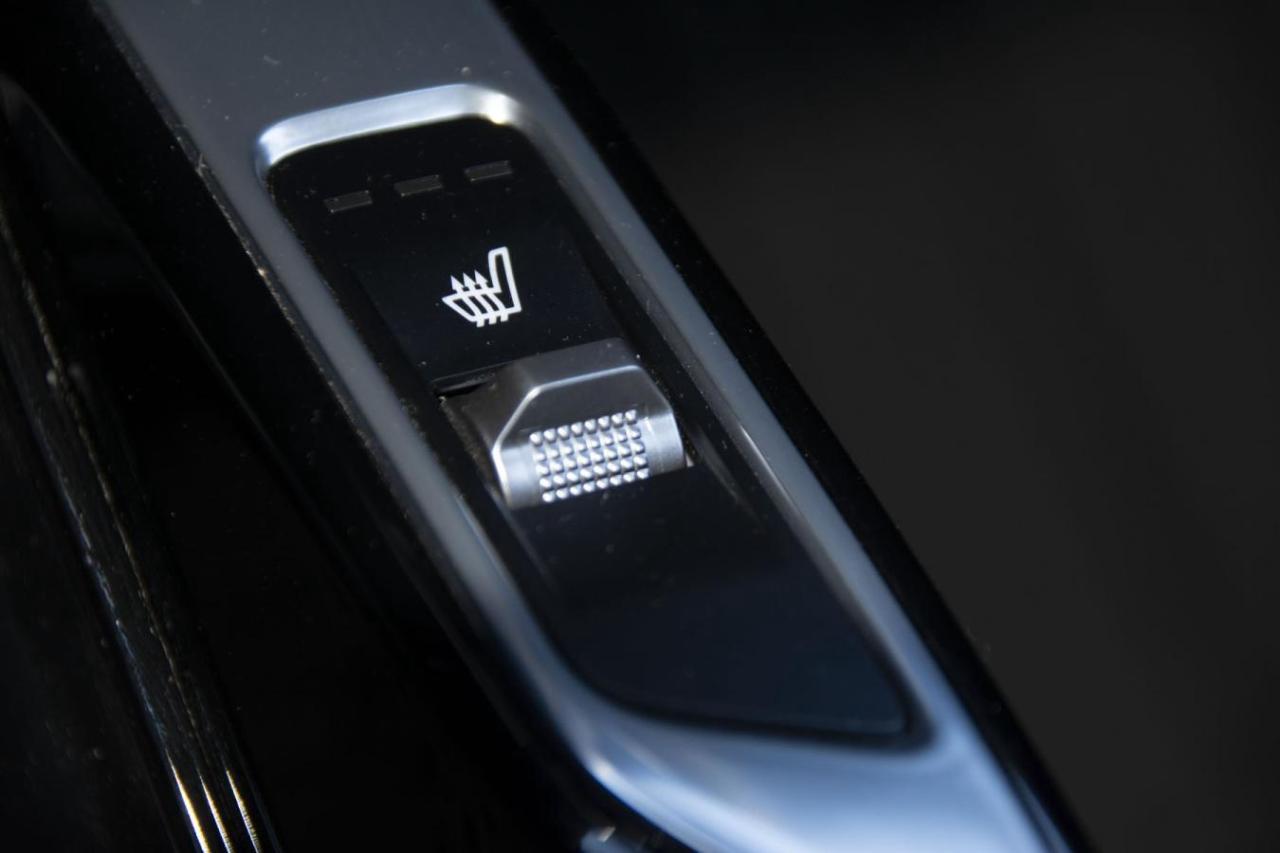 2023 Kia Sorento X-Line EX Photo