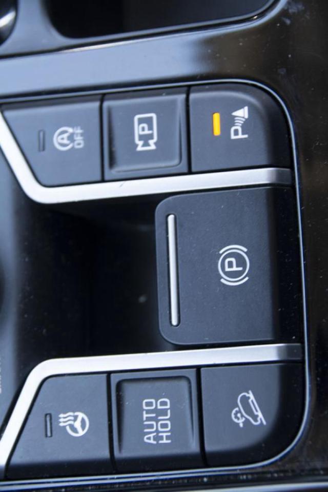 2023 Kia Sorento X-Line EX Photo