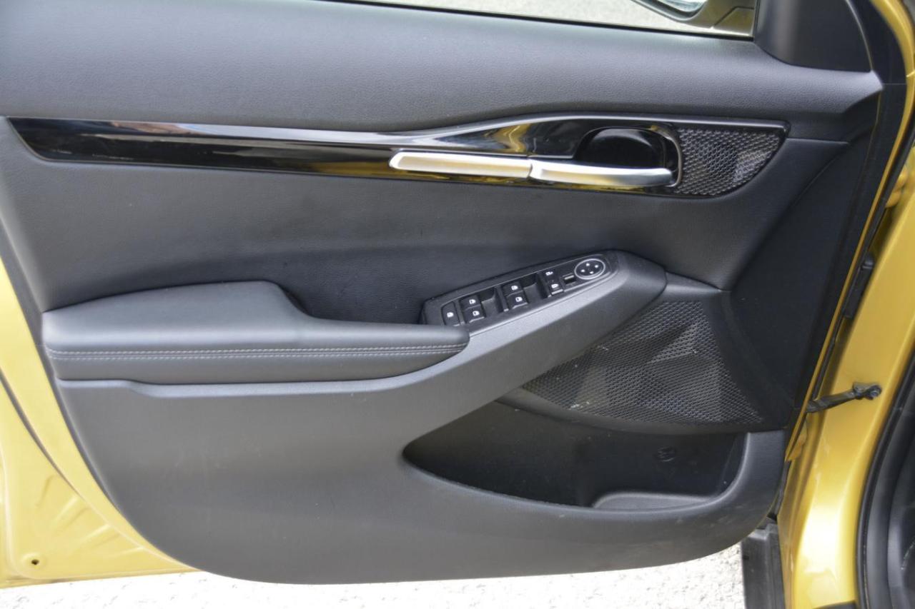 2023 Kia Seltos S Photo