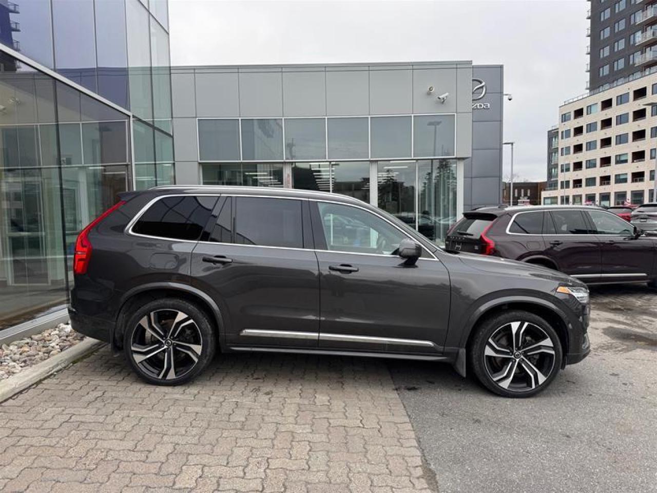 2024 Volvo XC90 B6 AWD Ultimate Bright Theme 7-Seater Photo