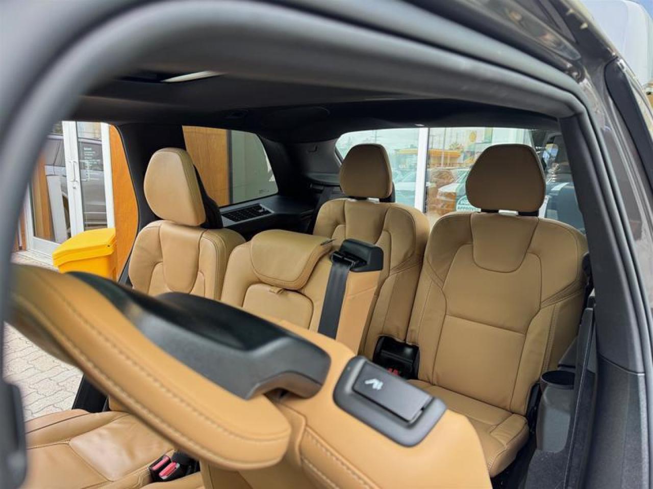 2024 Volvo XC90 B6 AWD Ultimate Bright Theme 7-Seater Photo