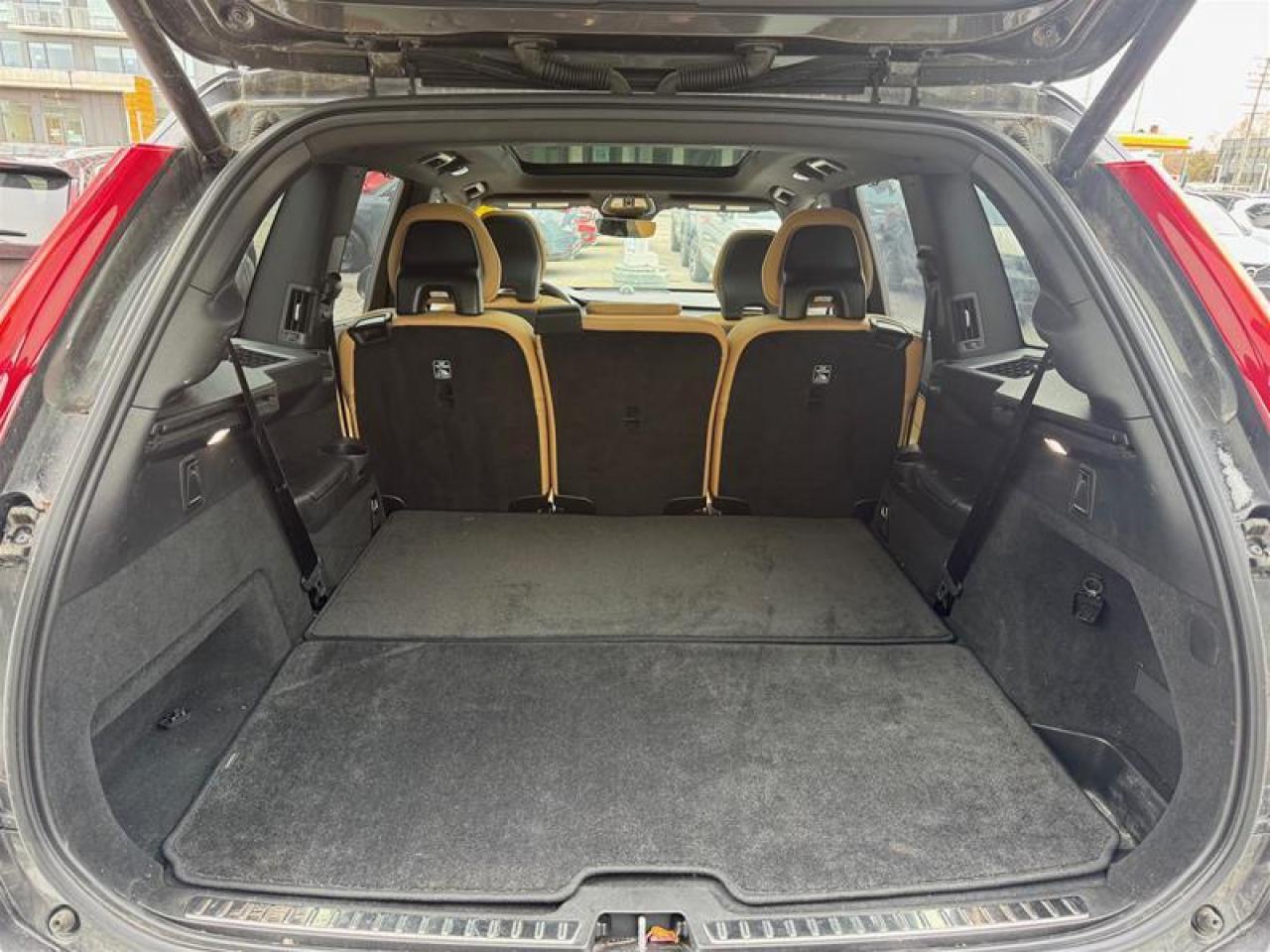 2024 Volvo XC90 B6 AWD Ultimate Bright Theme 7-Seater Photo