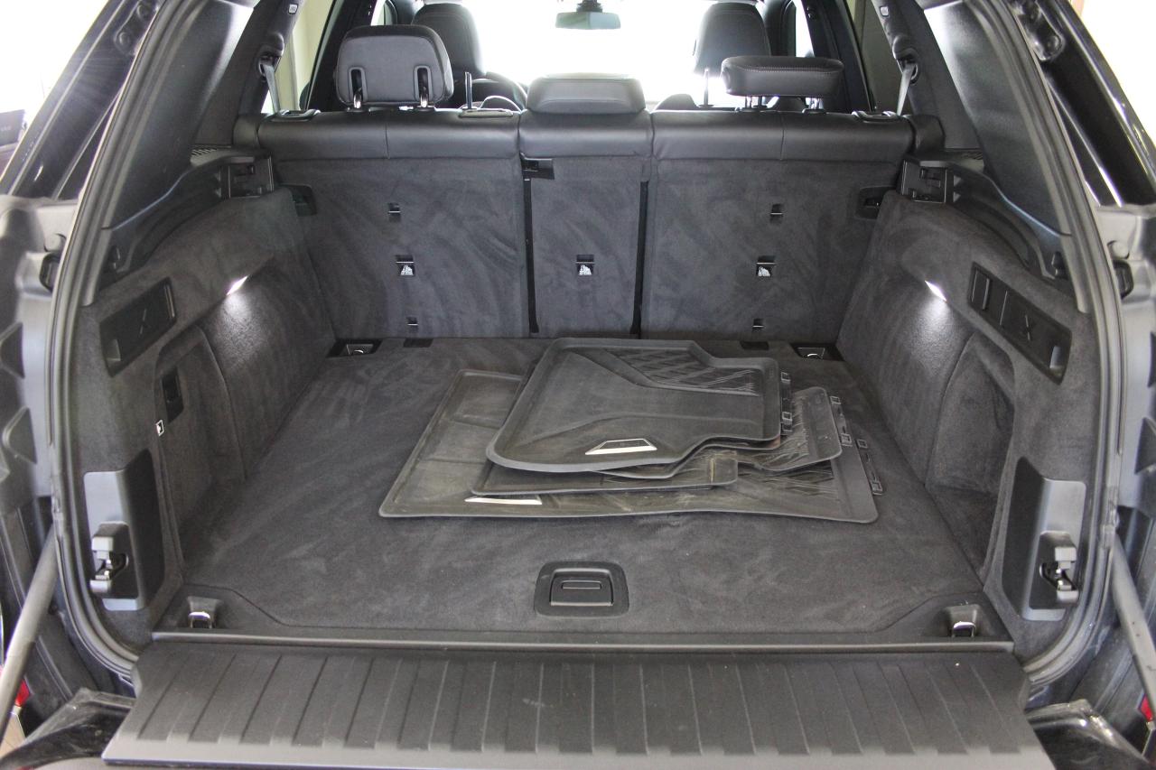 2022 BMW X5 xDrive40i M SPORT PKG ADVANCED DRIVING PKG TOW PKG Photo