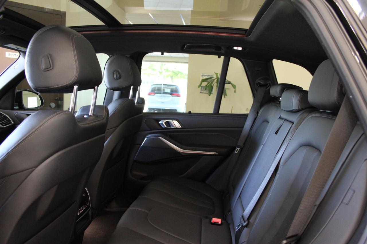 2022 BMW X5 xDrive40i M SPORT PKG ADVANCED DRIVING PKG TOW PKG Photo