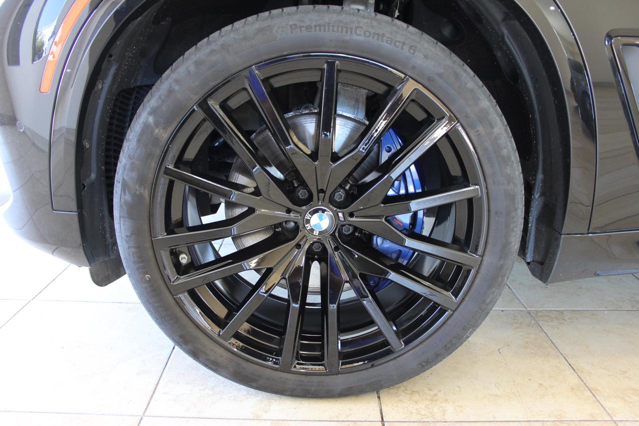 2022 BMW X5 xDrive40i M SPORT PKG ADVANCED DRIVING PKG TOW PKG Photo