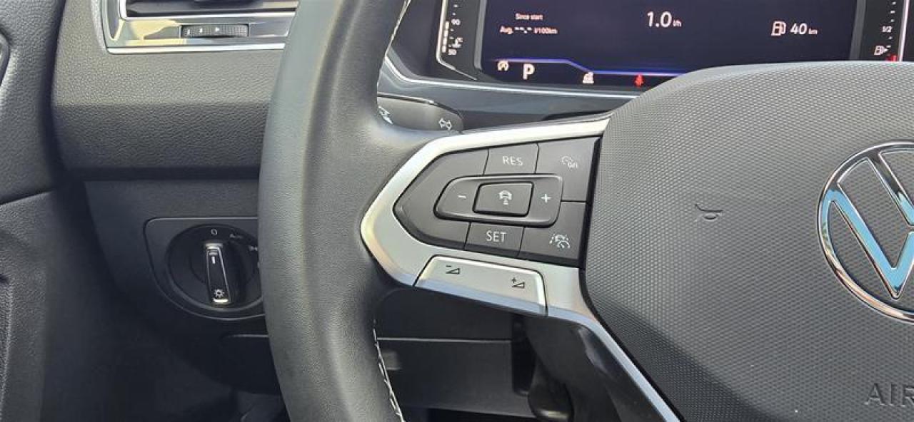 2023 Volkswagen Tiguan Comfortline 2.0T 8sp at w/Tip 4M Photo
