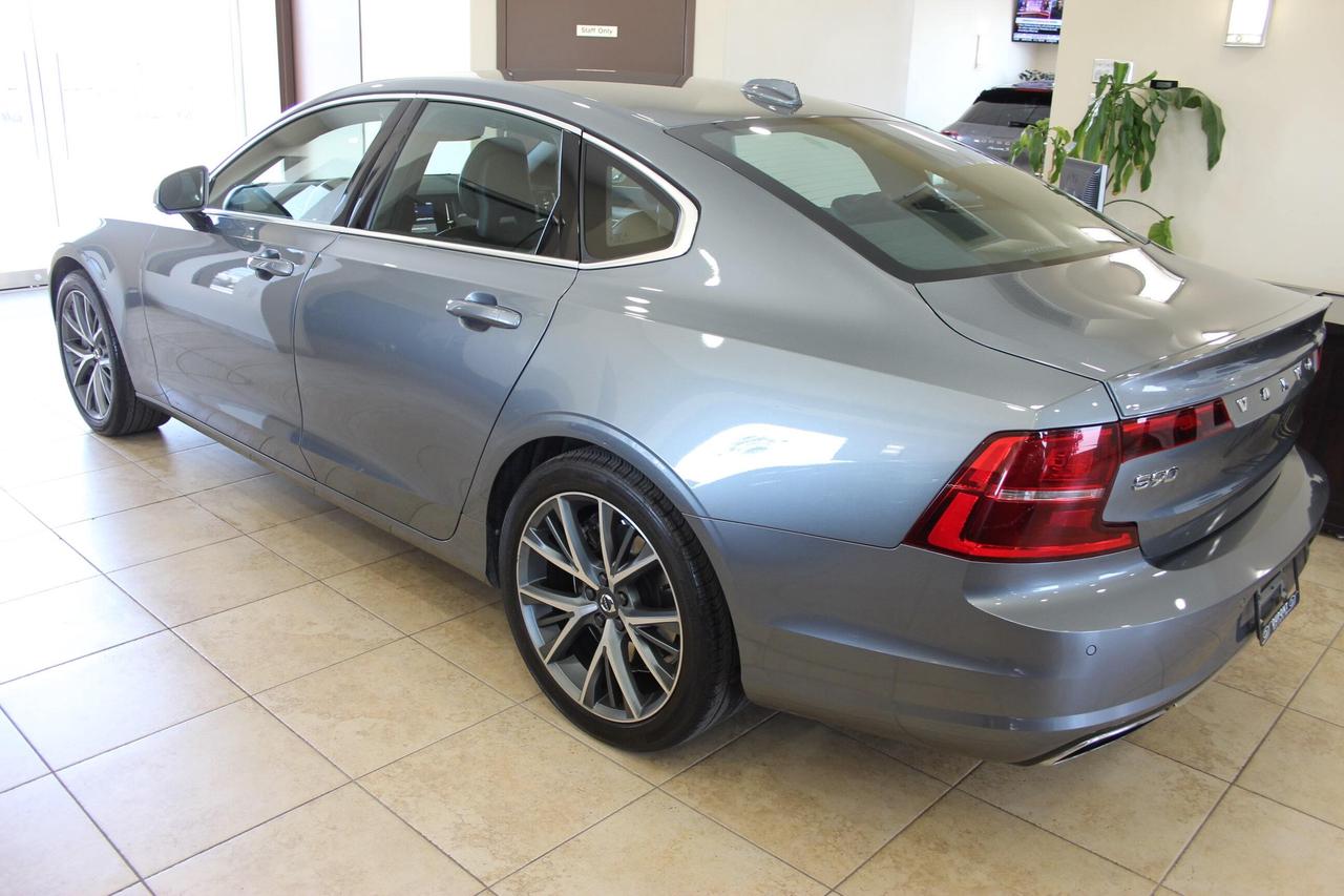 2017 Volvo S90 T6 AWD Momentum Low KM No Accidents! Photo