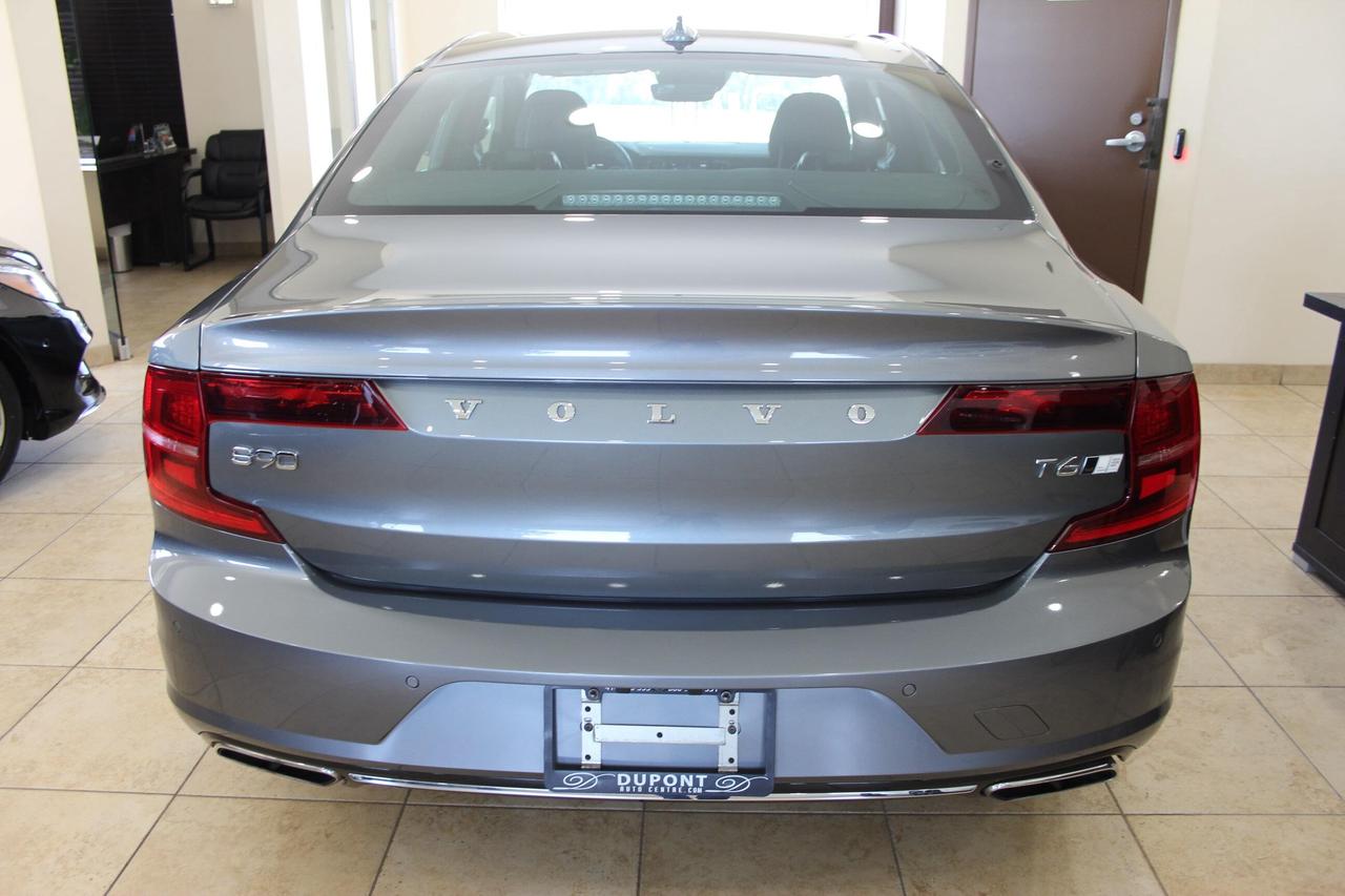 2017 Volvo S90 T6 AWD Momentum Low KM No Accidents! Photo