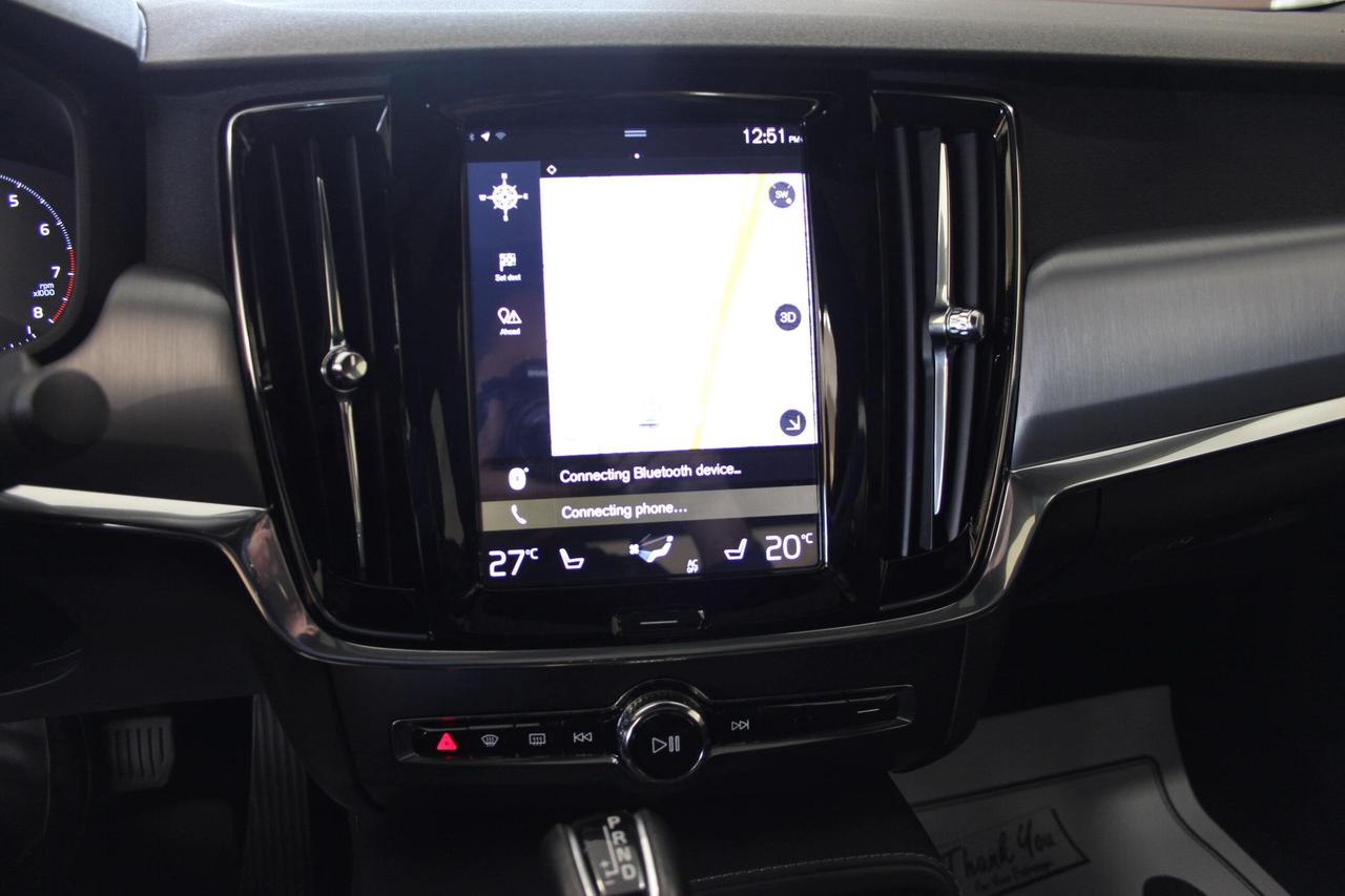 2017 Volvo S90 T6 AWD Momentum Low KM No Accidents! Photo