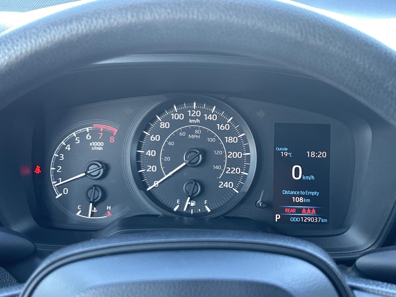 2020 Toyota Corolla LE   Clean Carfax Photo