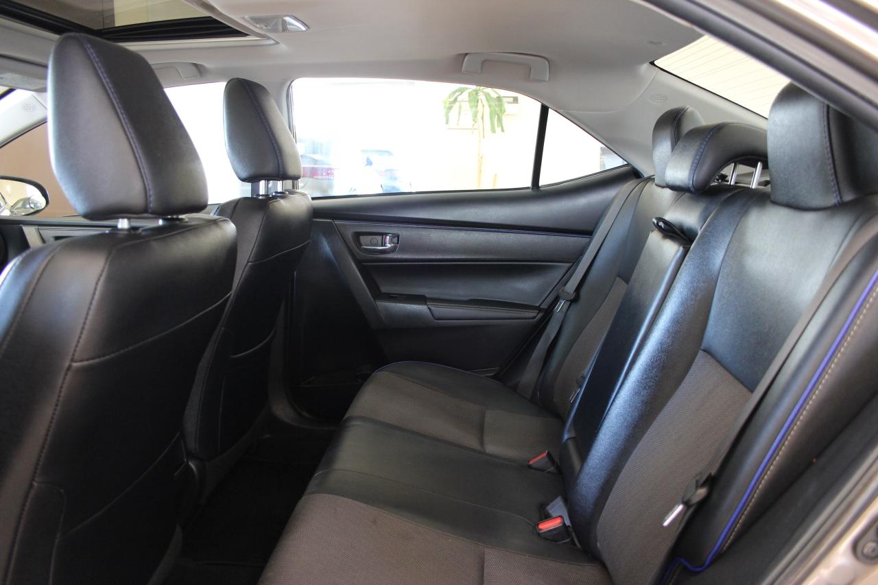 2019 Toyota Corolla SE CVT Sunroof RearCam Heated Seats! Photo