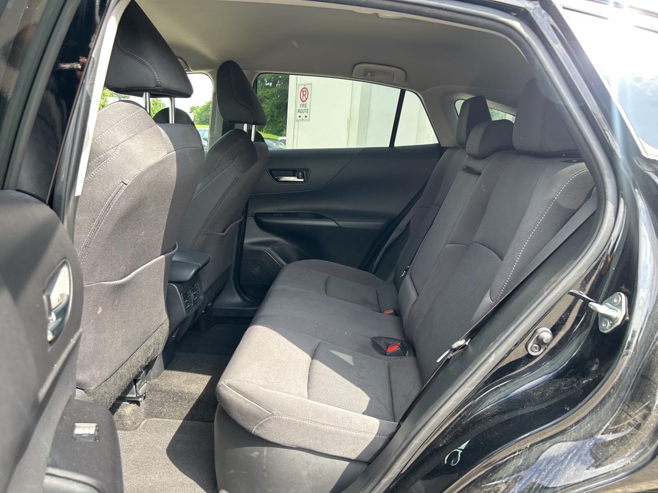 2023 Toyota Venza LE Hybrid   Clean Carfax Photo