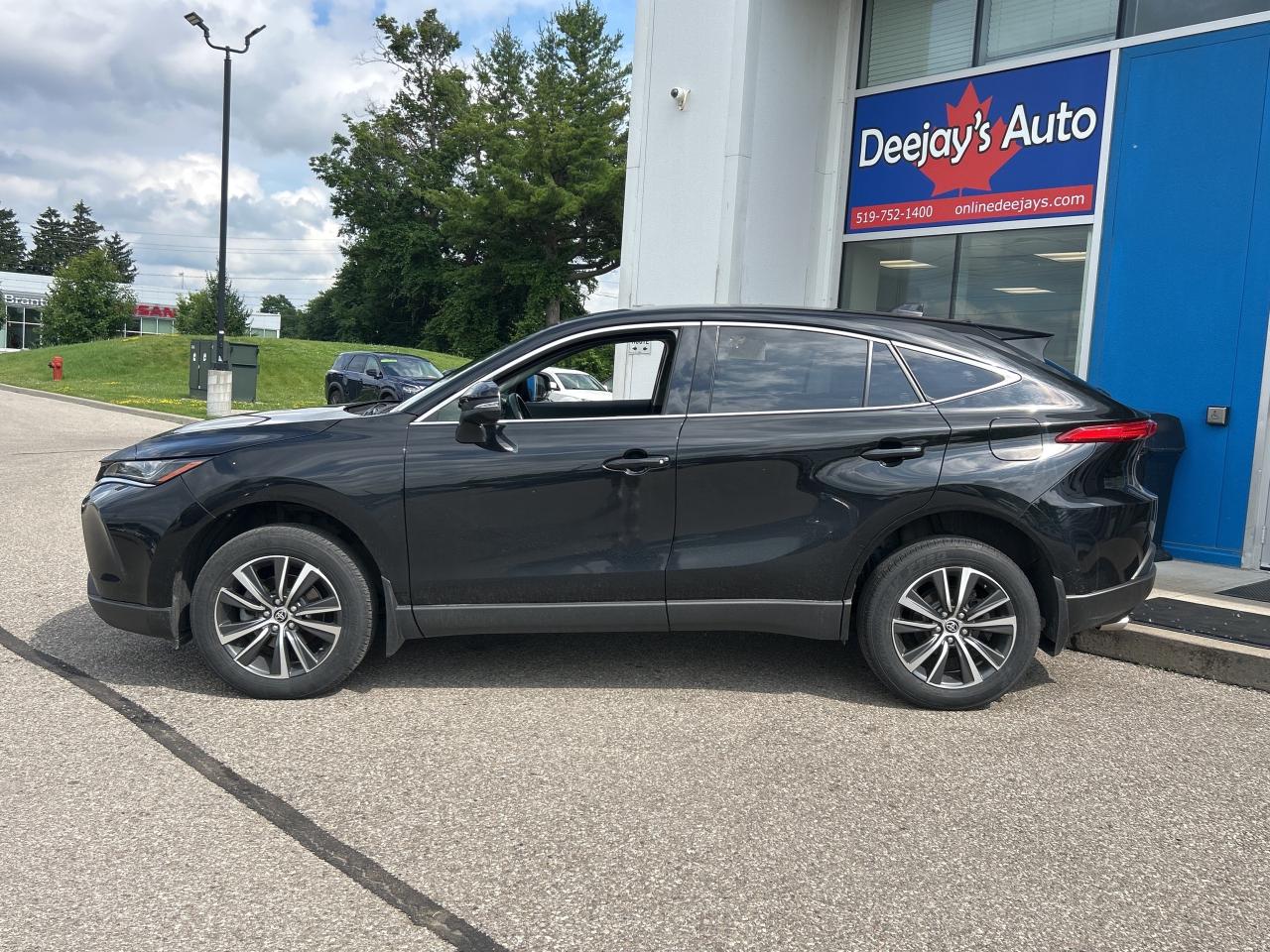 2023 Toyota Venza LE Hybrid   Clean Carfax Photo