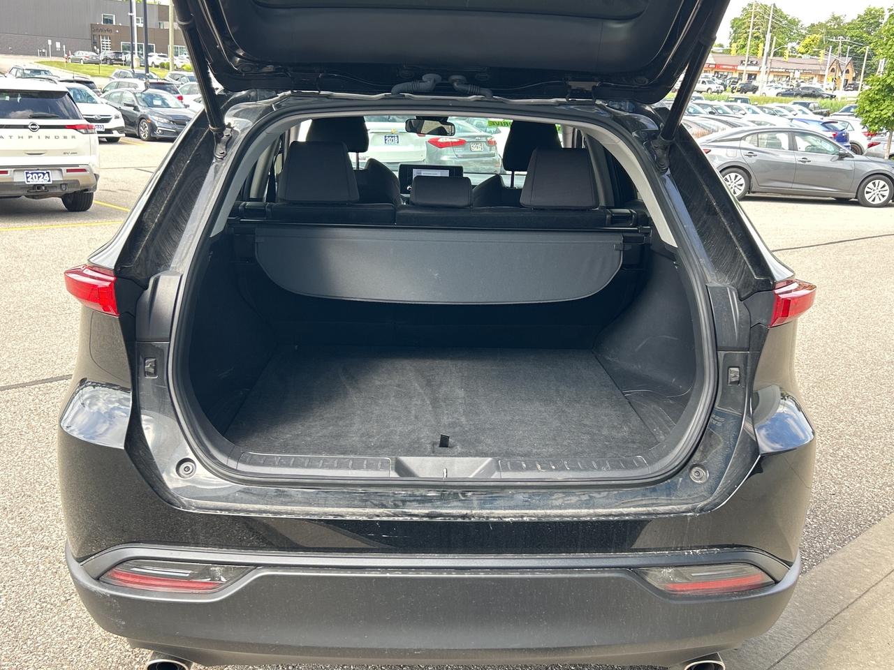 2023 Toyota Venza LE Hybrid   Clean Carfax Photo