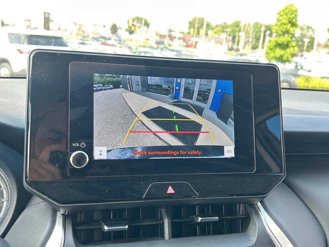 2023 Toyota Venza LE Hybrid   Clean Carfax Photo