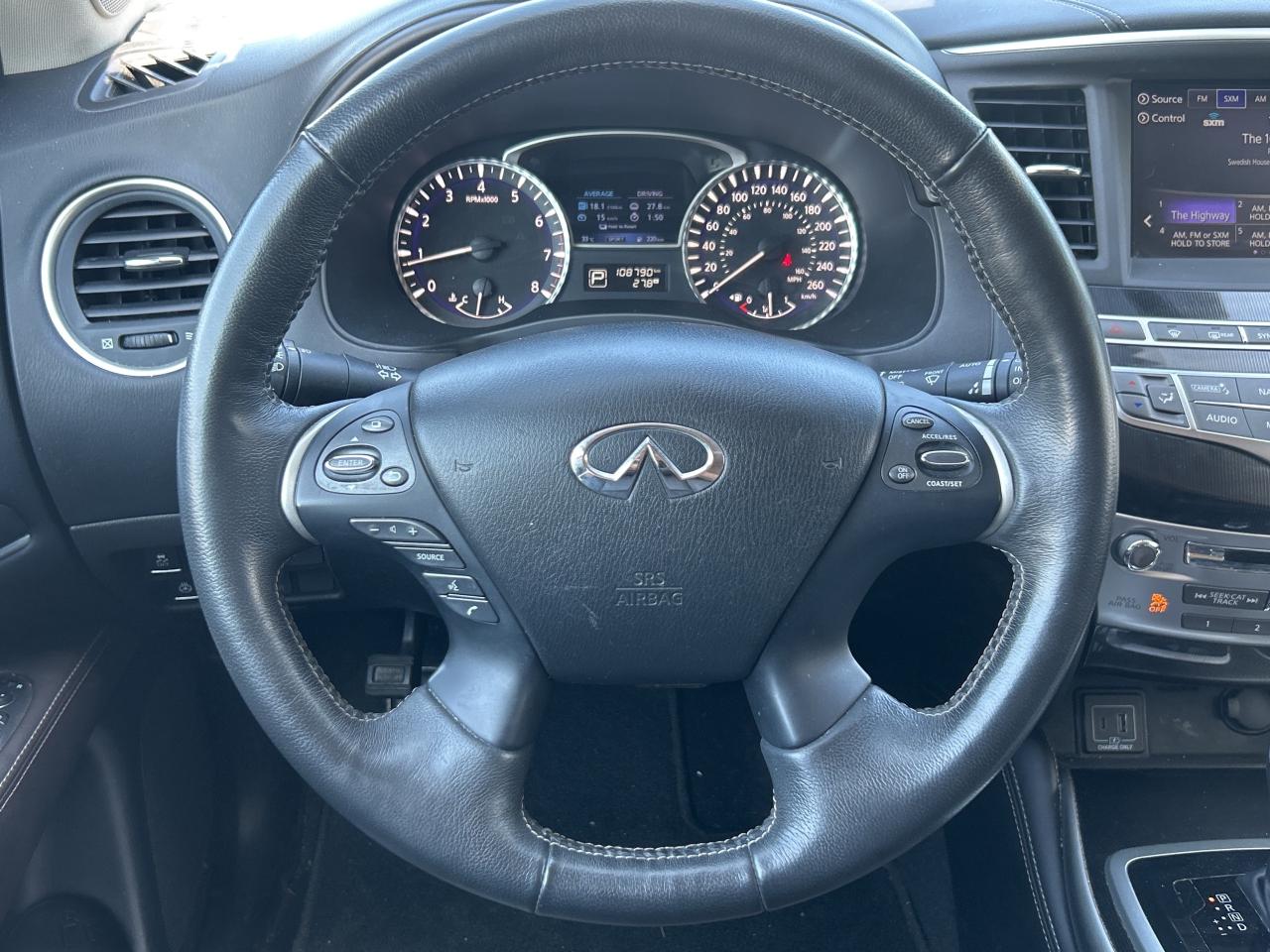 2020 Infiniti QX60 Essential   7 Seats   Safety Tech   Clean Carfax Photo