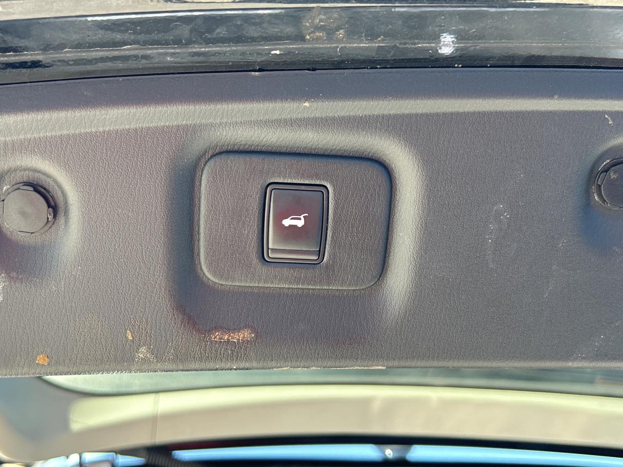 2020 Infiniti QX60 Essential   7 Seats   Safety Tech   Clean Carfax Photo