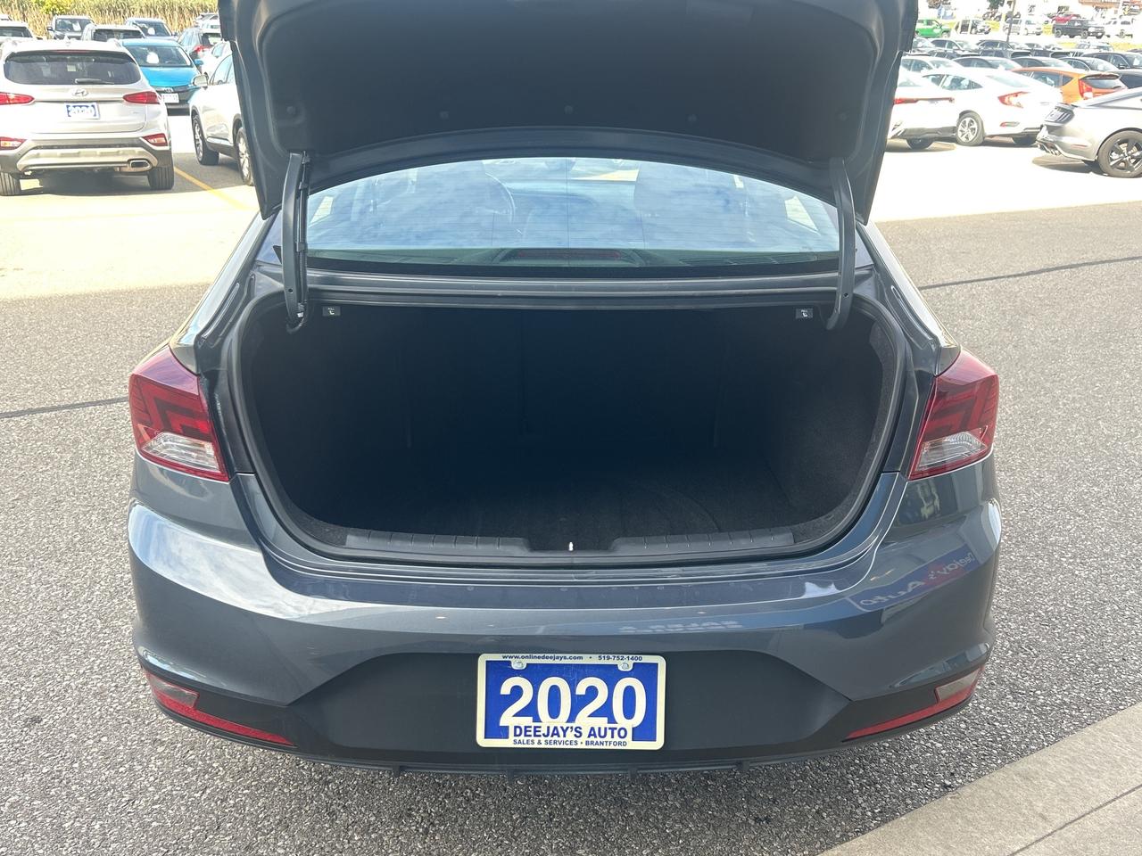 2020 Hyundai Elantra Essential   Clean Carfax Photo