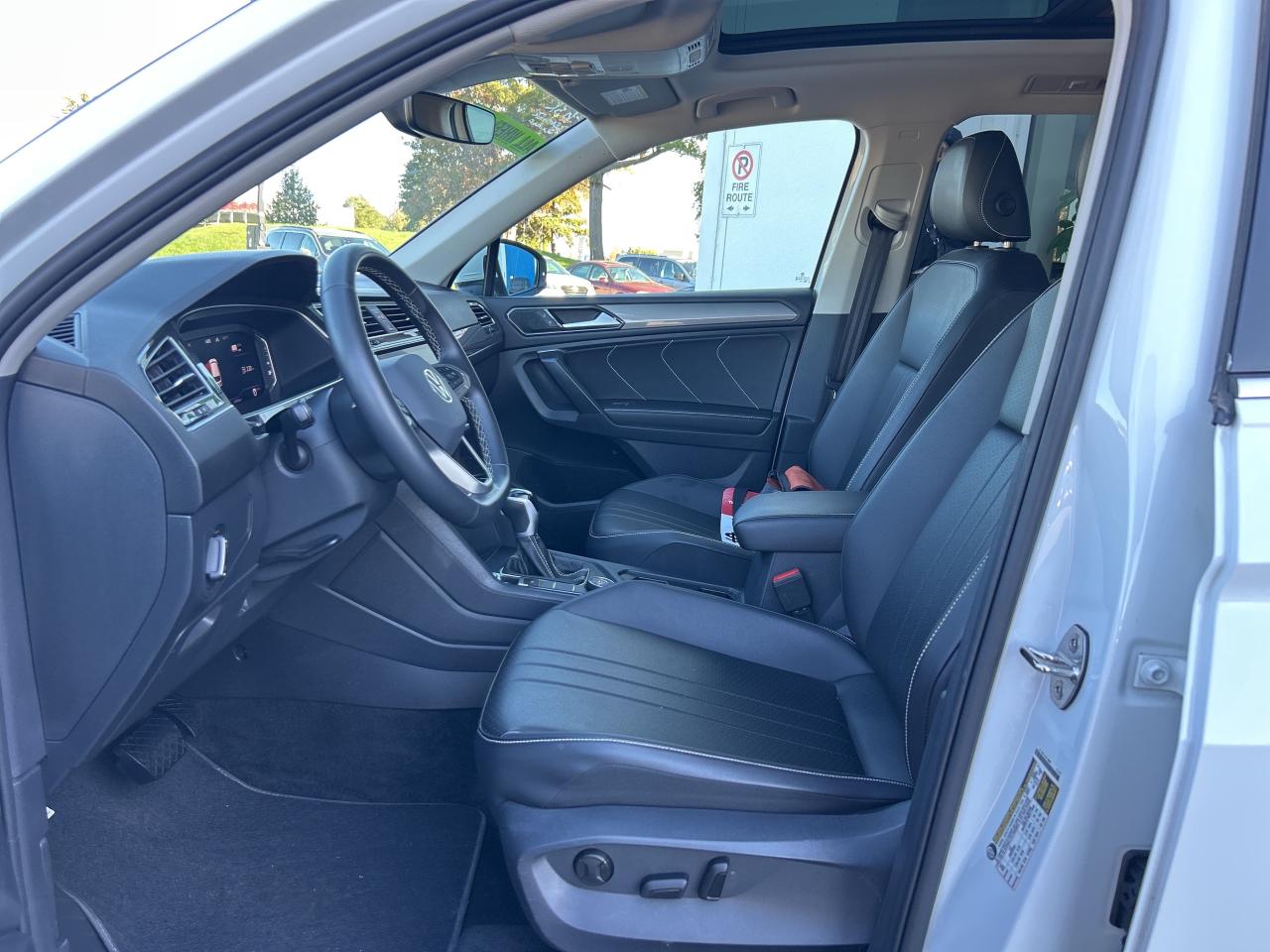 2024 Volkswagen Tiguan Comfortline 4MOTION    Pano Roof   Clean Carfax Photo