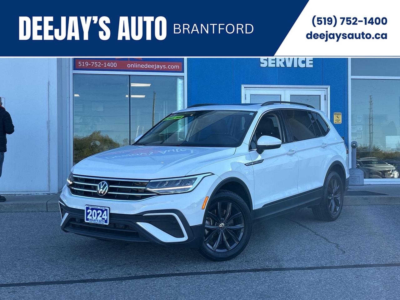 2024 Volkswagen Tiguan Comfortline 4MOTION    Pano Roof   Clean Carfax Photo