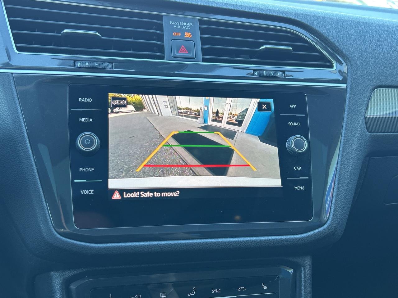 2024 Volkswagen Tiguan Comfortline 4MOTION    Pano Roof   Clean Carfax Photo