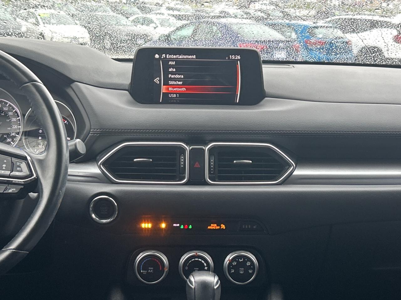 2019 Mazda CX-5 GS   Leatherette   CarPlay   Clean Carfax Photo